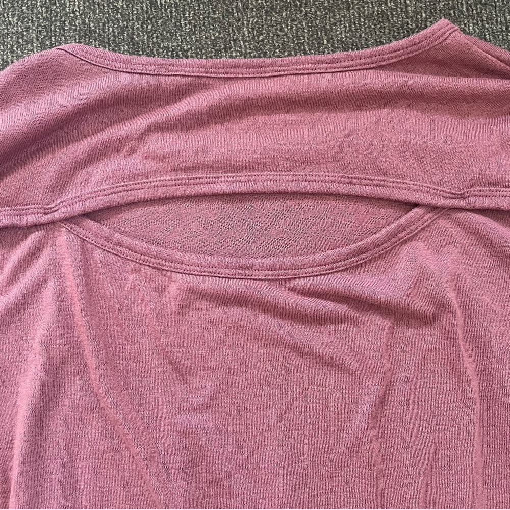 Athleta Long Sleeve Yoga - Picture 3 of 4
